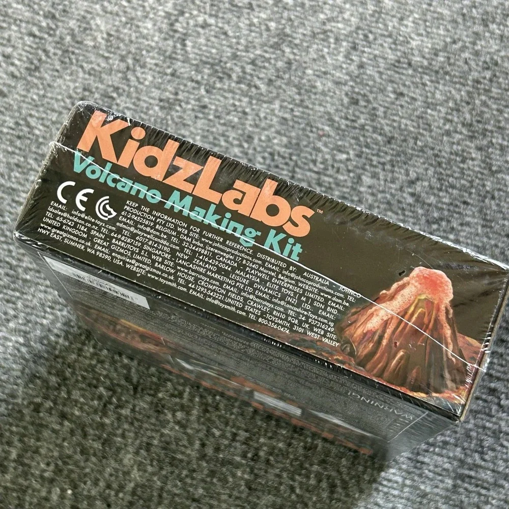 KidzLabs Volcano Making Kit Science Experiment Toy 4M Toysmith New Ages 8+